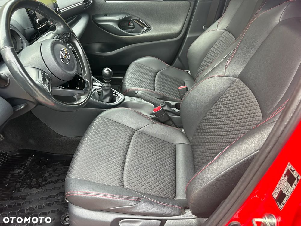 Toyota Yaris 1.5 Executive - 14