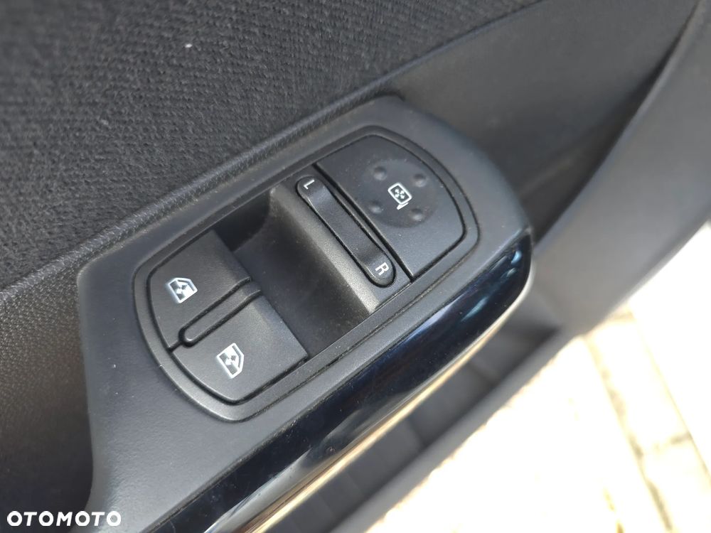 Opel Corsa 1.3 CDTI DPF Edition - 18