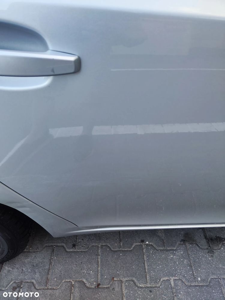 Chevrolet Cruze 1.8 LS - 12