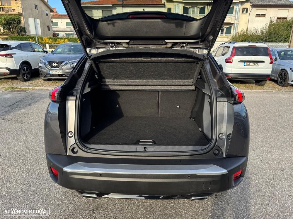 Peugeot 2008 1.2 PureTech Allure EAT8 - 13