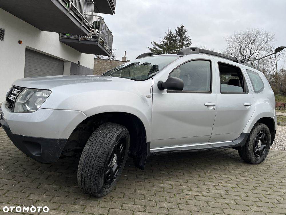Dacia Duster 1.6 SCe Laureate S&S - 8