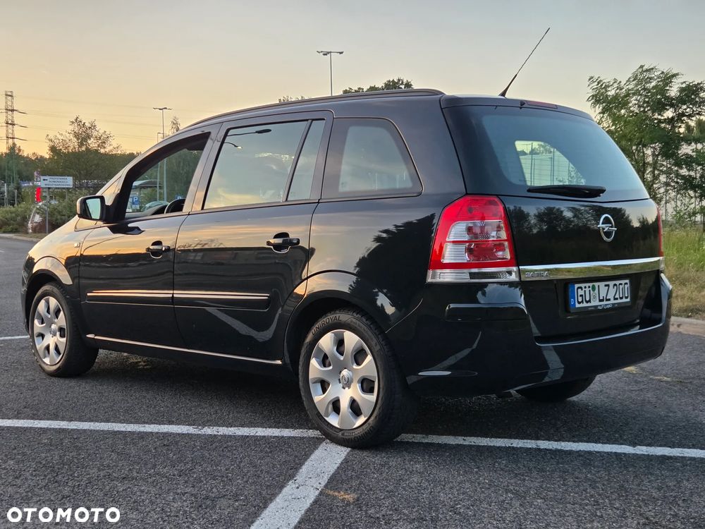 Opel Zafira 1.8 Family - 7