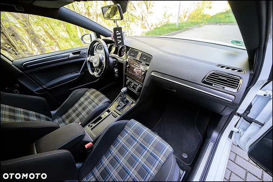 Volkswagen Golf VIII 1.4 TSI Plug-In Hybrid GTE DSG - 22