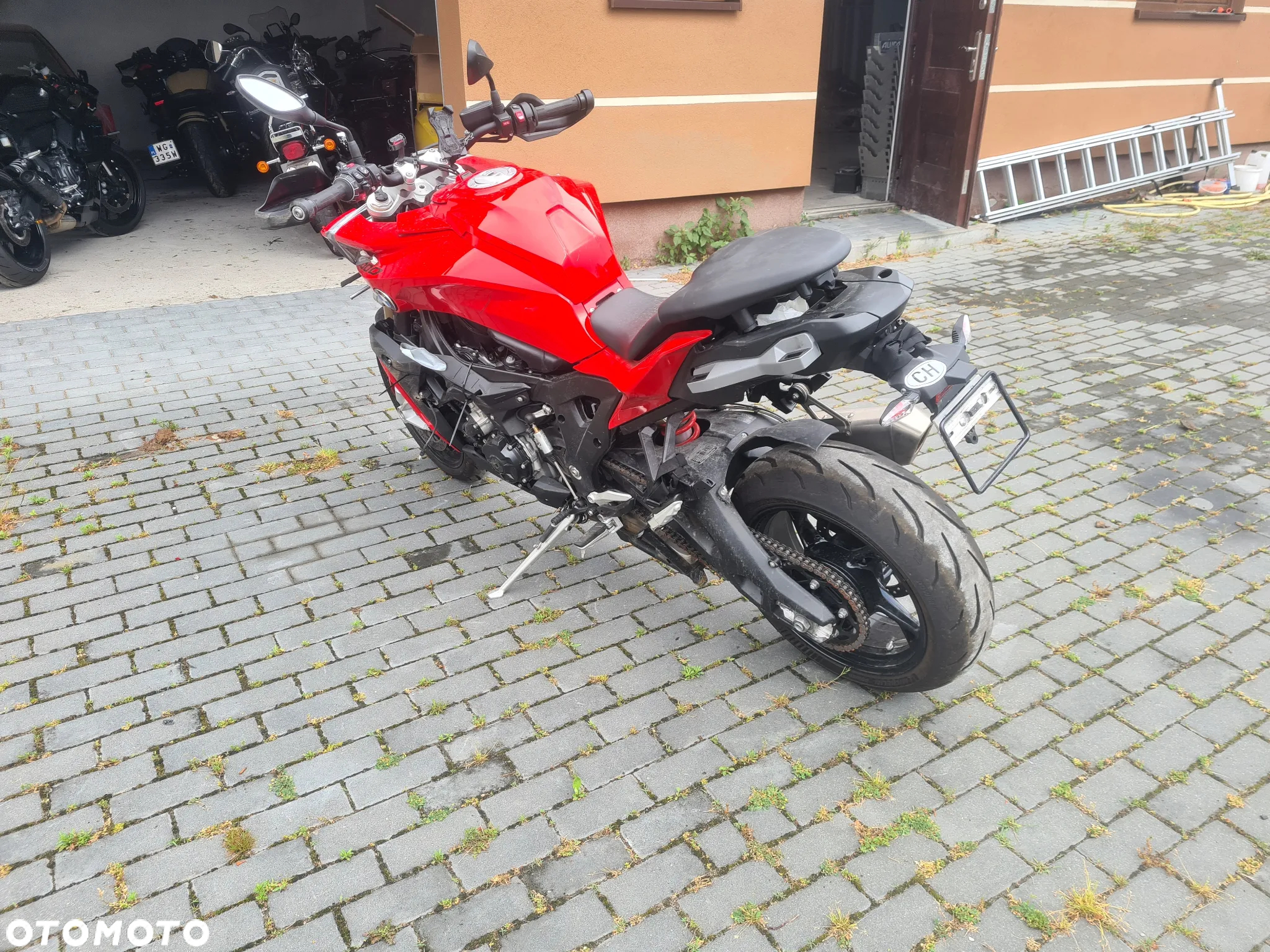 BMW XR - 4