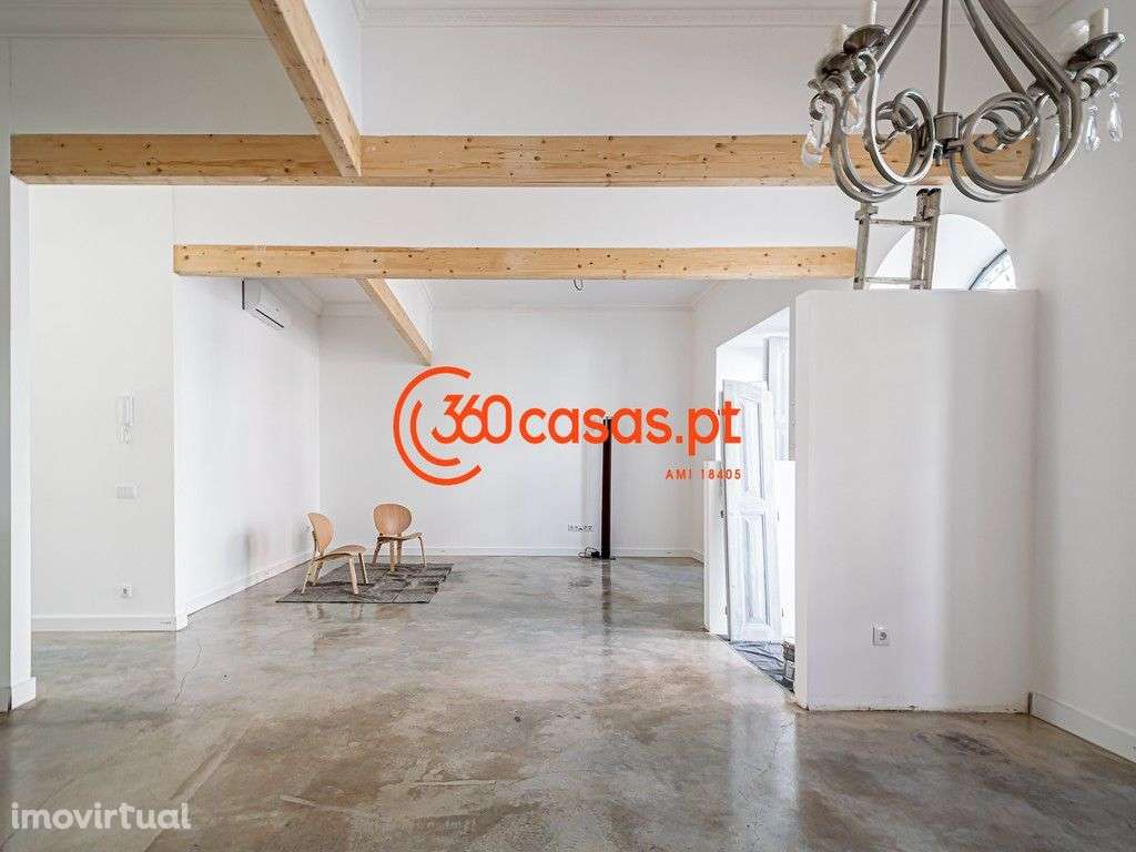 Moradia T2 com terraço e vista parcial para o mar e vista para em Faro - Grande imagem: 2/24