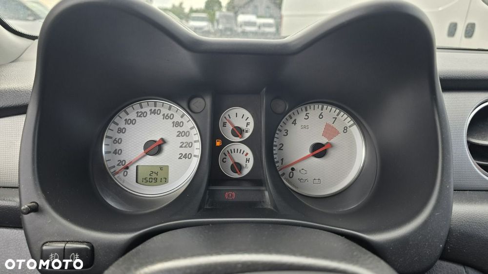 Mitsubishi Outlander - 9