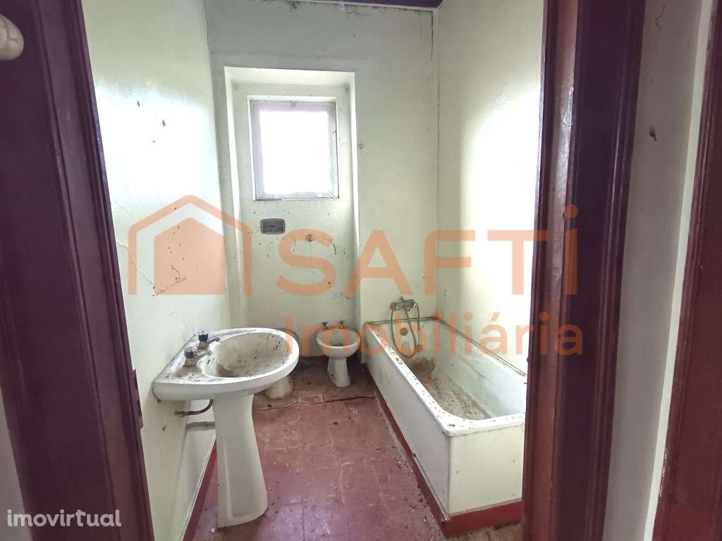 Moradia T4 com garagem em Torres Novas - Grande imagem: 5/60