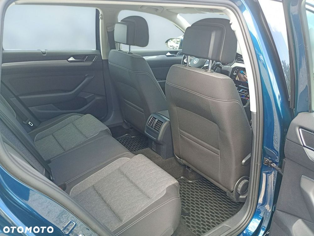 Volkswagen Passat Variant 2.0 TDI EVO Business DSG - 31