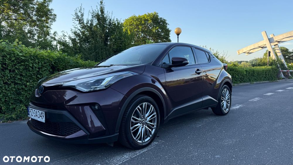 Toyota C-HR 2.0 Hybrid Executive - 1