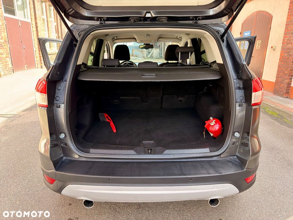 Ford Kuga 2.0 TDCi 4x4 Titanium - 25