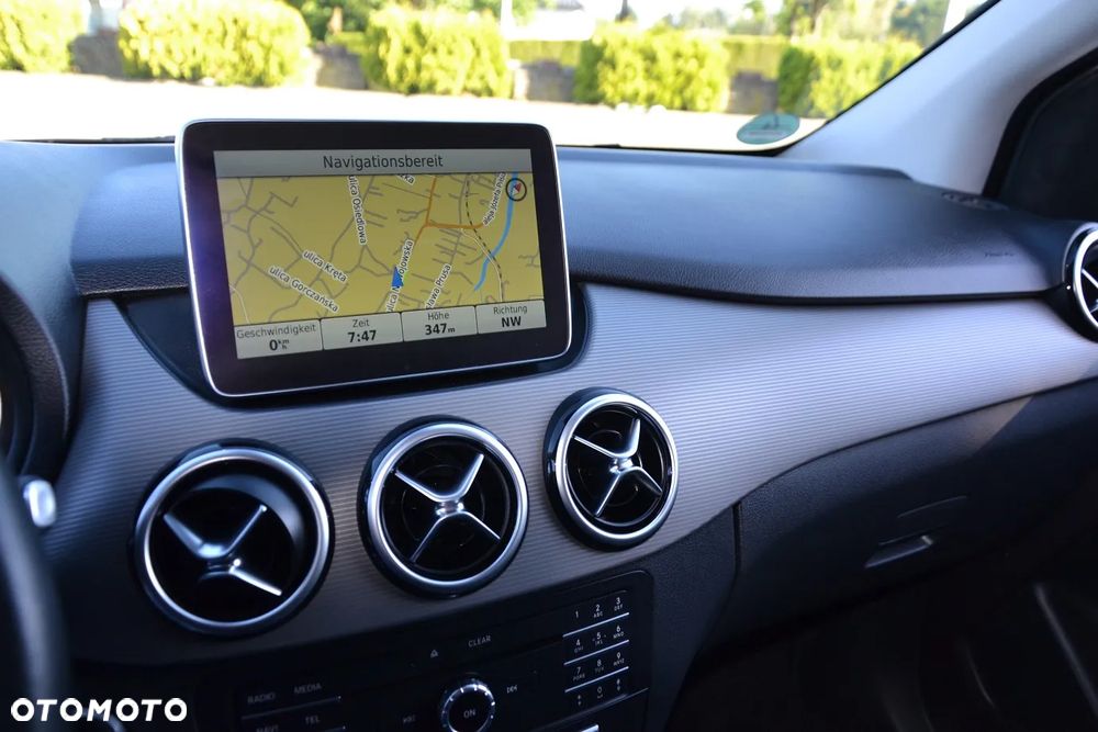 Mercedes-Benz Klasa B 200 7G-DCT UrbanStyle Edition - 19