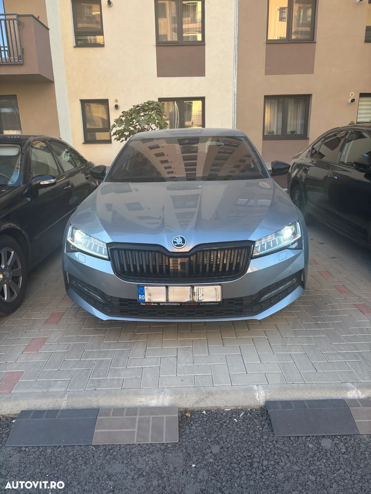 Skoda Superb 2.0 TDI 4X4 DSG Sportline - 2