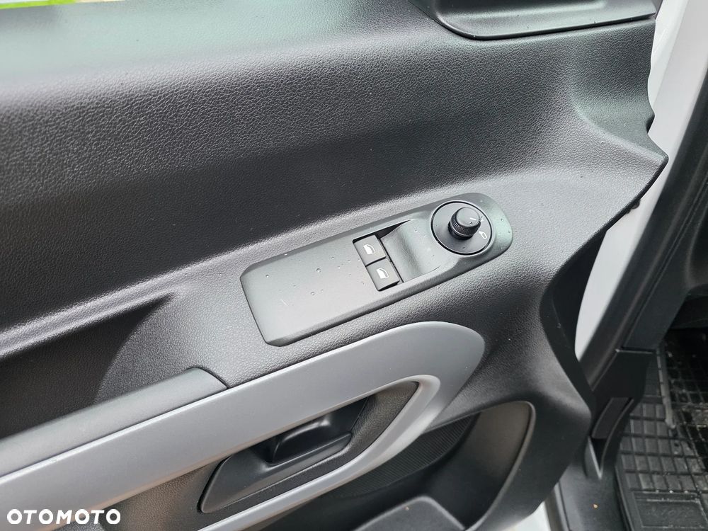 Toyota Proace City Verso 1.5 D-4D Business - 8