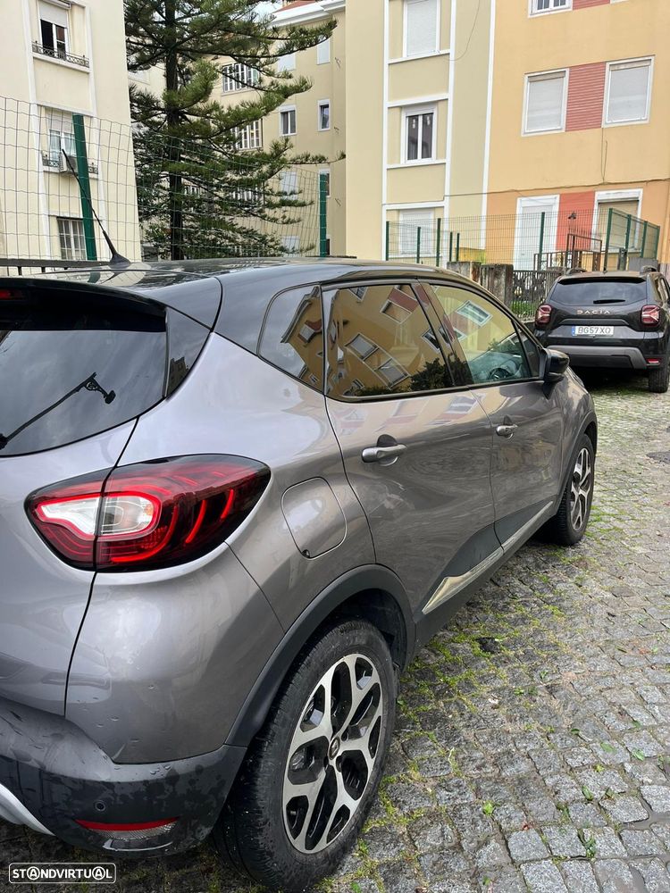 Renault Captur 0.9 TCE Exclusive - 2