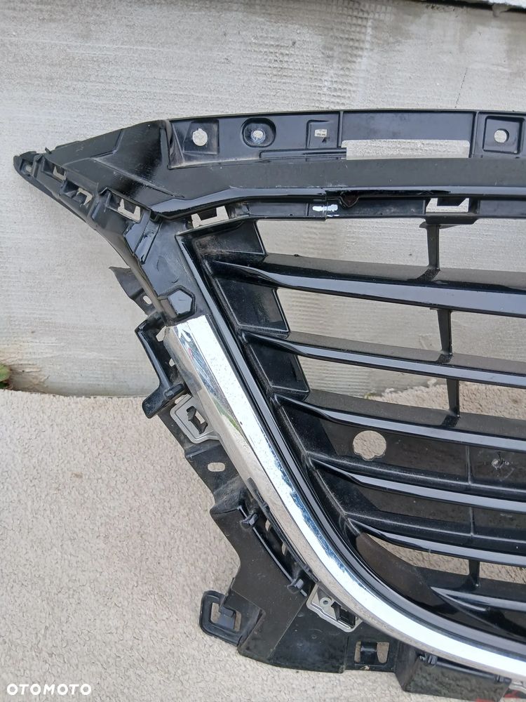 GRILL MAZDA 3 III BM - 6