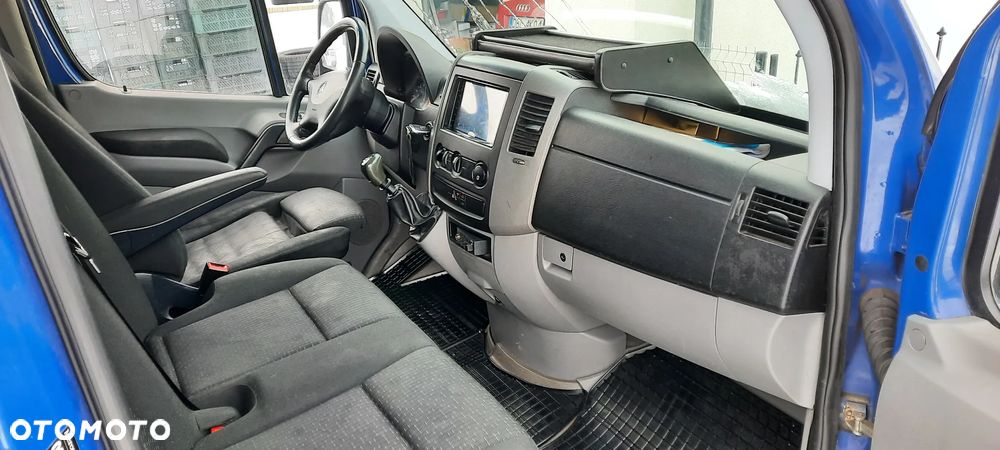 Mercedes-Benz Sprinter - 16