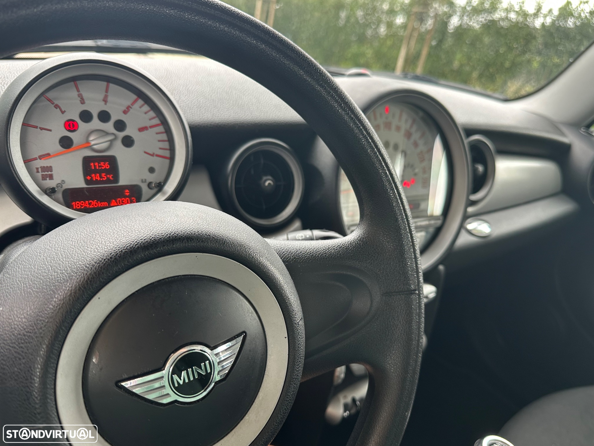 MINI 3 Portas Cooper D - 13