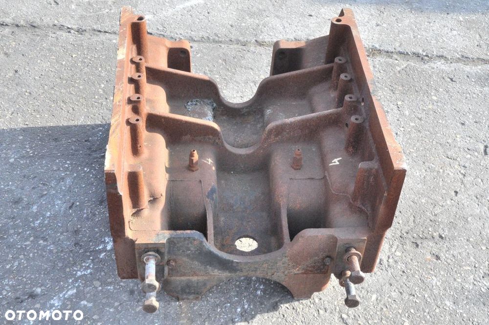 WSPORNIK RAMA SUPORT RENAULT CLAAS NEW HOLLAND 94180C5