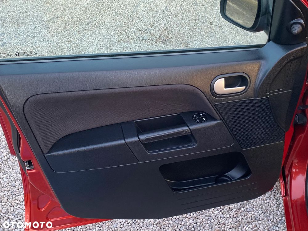 Ford Fusion 1.4 Trend - 29