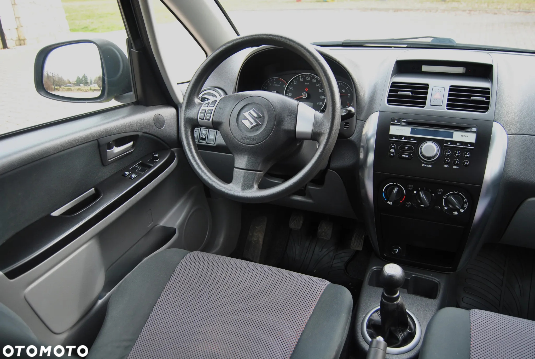Suzuki SX4 1.6 GLX / Comfort - 11