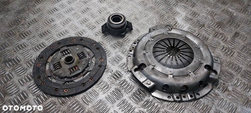 SPRZĘGŁO TARCZA + DOCISK + ŁOŻYSKO FIAT MAREA 1.8 16V 182A2000 LUK - 1