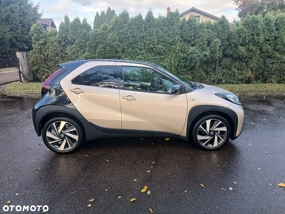 Toyota Aygo X 1.0 VVT-i Executive CVT - 6