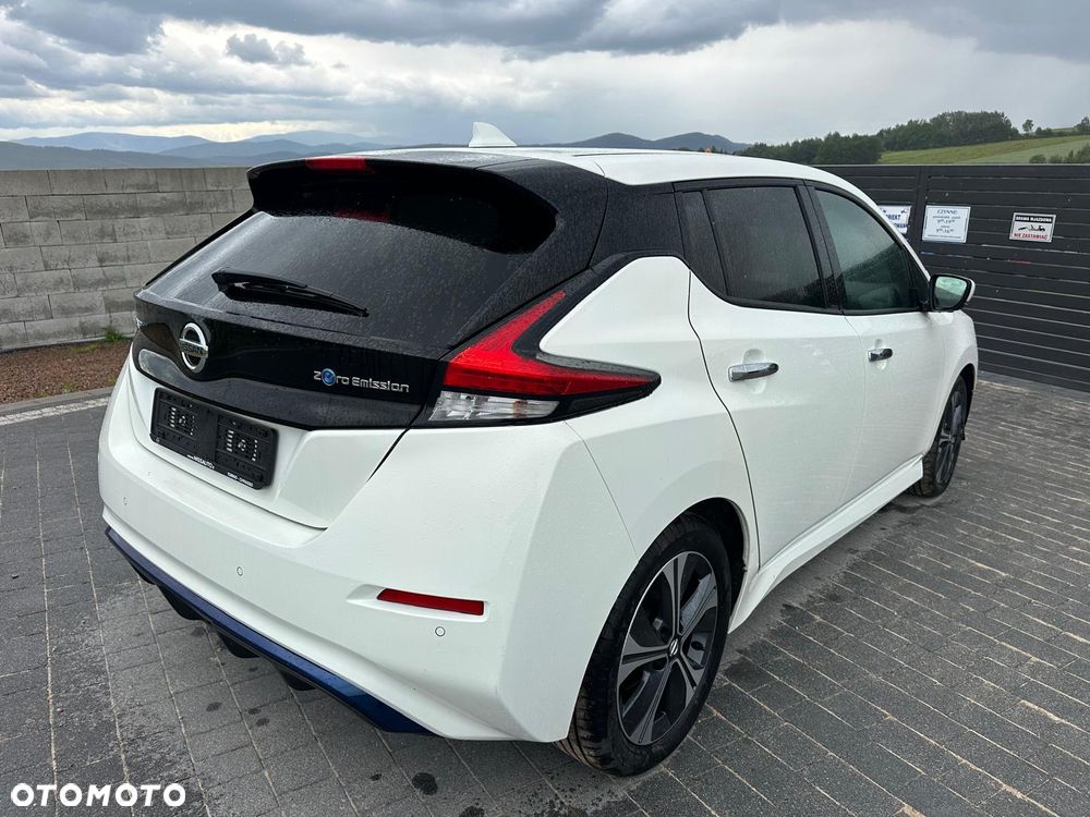 Nissan Leaf 40 kWh N-Connecta - 4