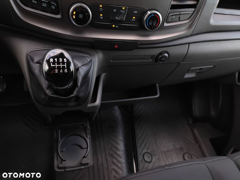 Ford Transit - 24