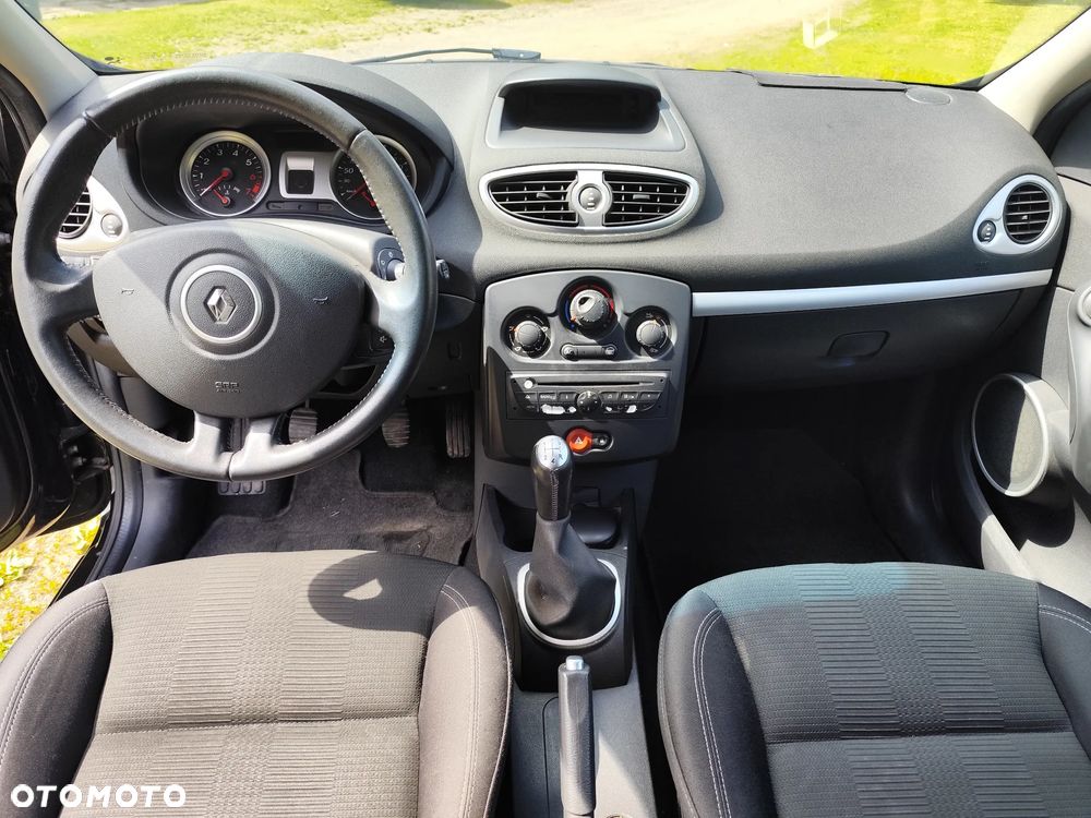 Renault Clio 1.2 16V 75 Dynamique - 17