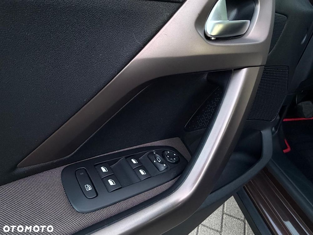 Peugeot 2008 120 VTI Business-Line - 29