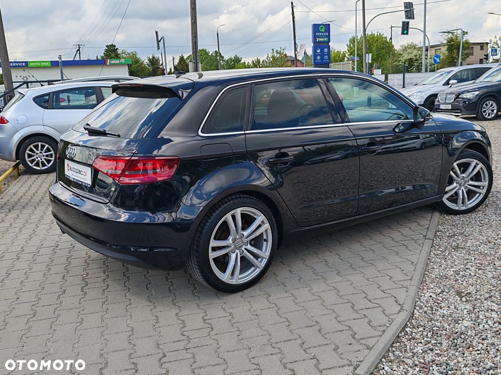 Audi A3 Sportback - 17