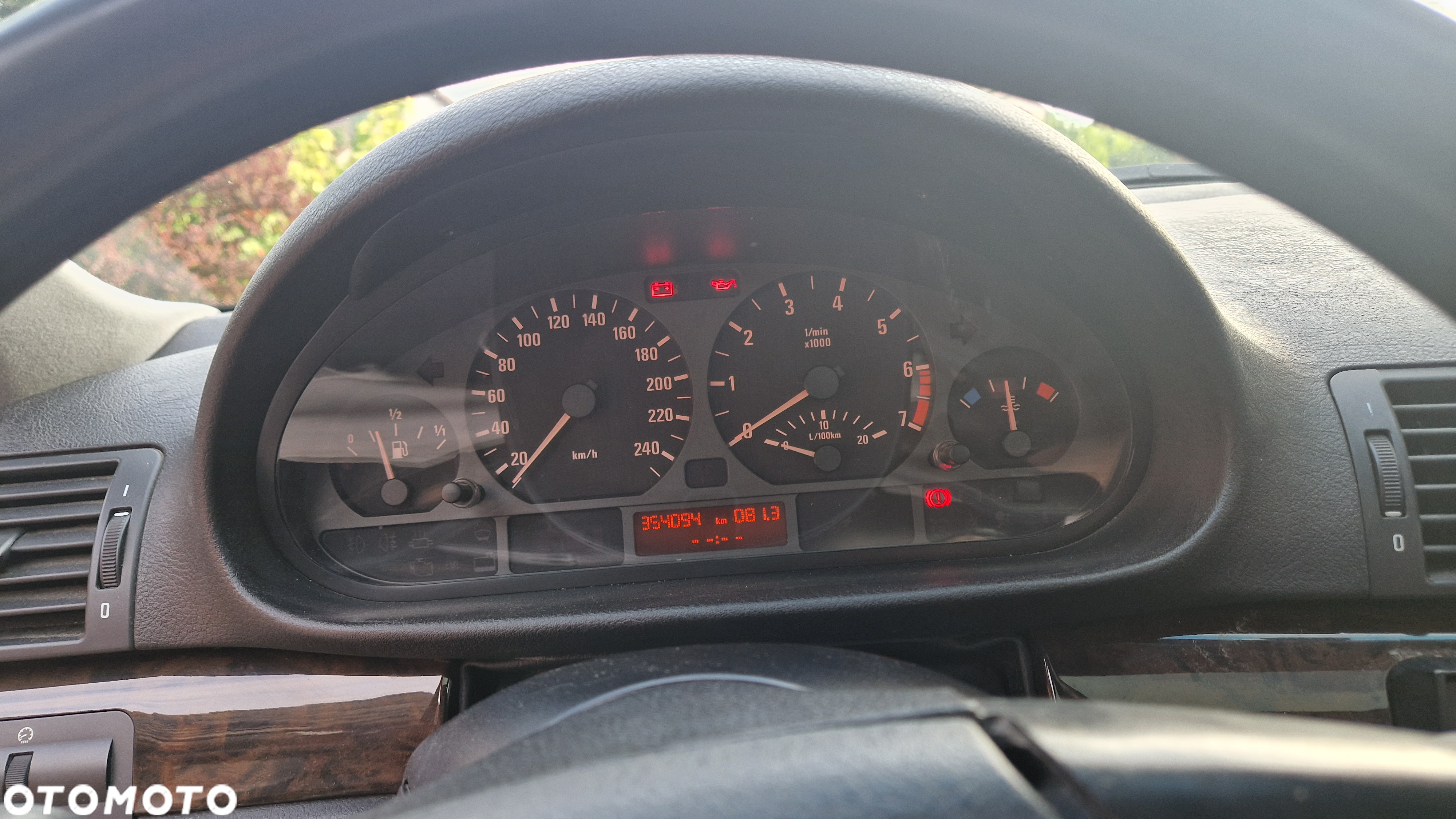 BMW Seria 3 318i - 13