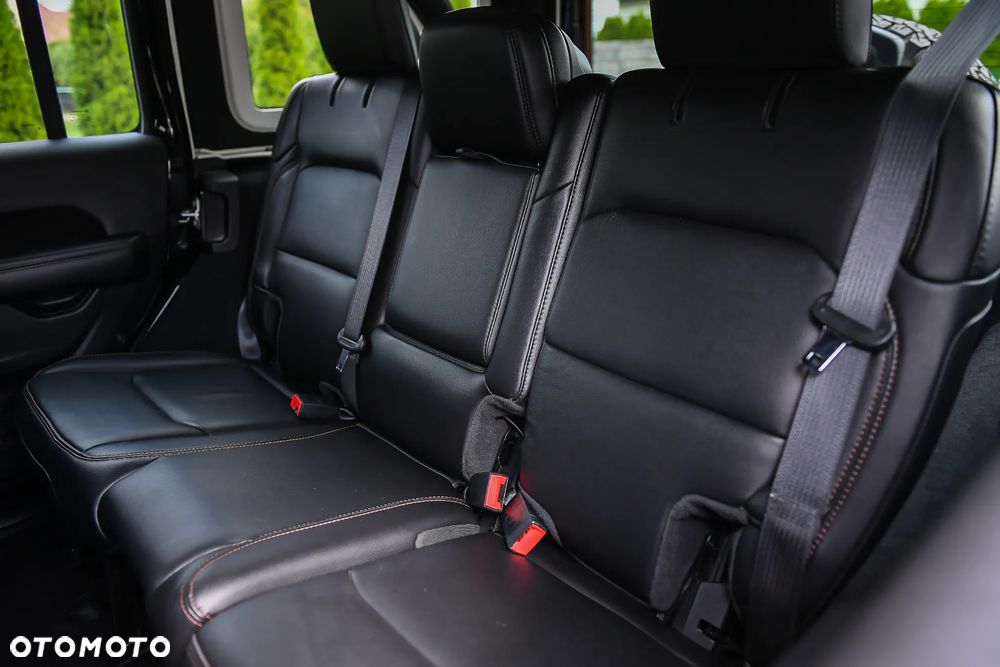 Jeep Wrangler - 26