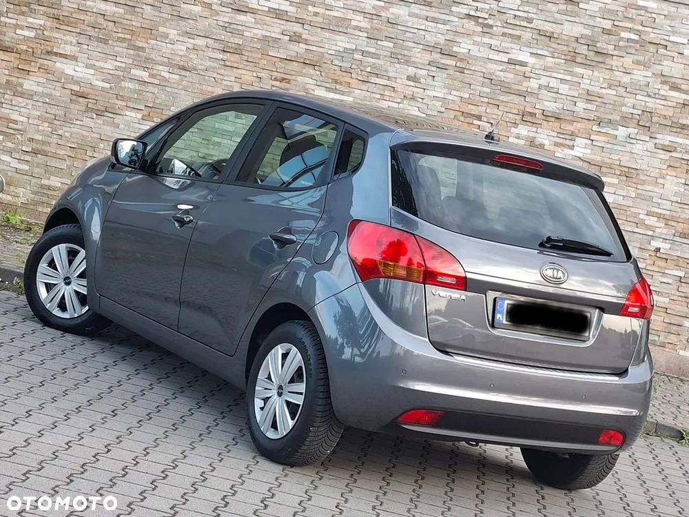 Kia Venga 1.4 CVVT Titanium Collection - 17
