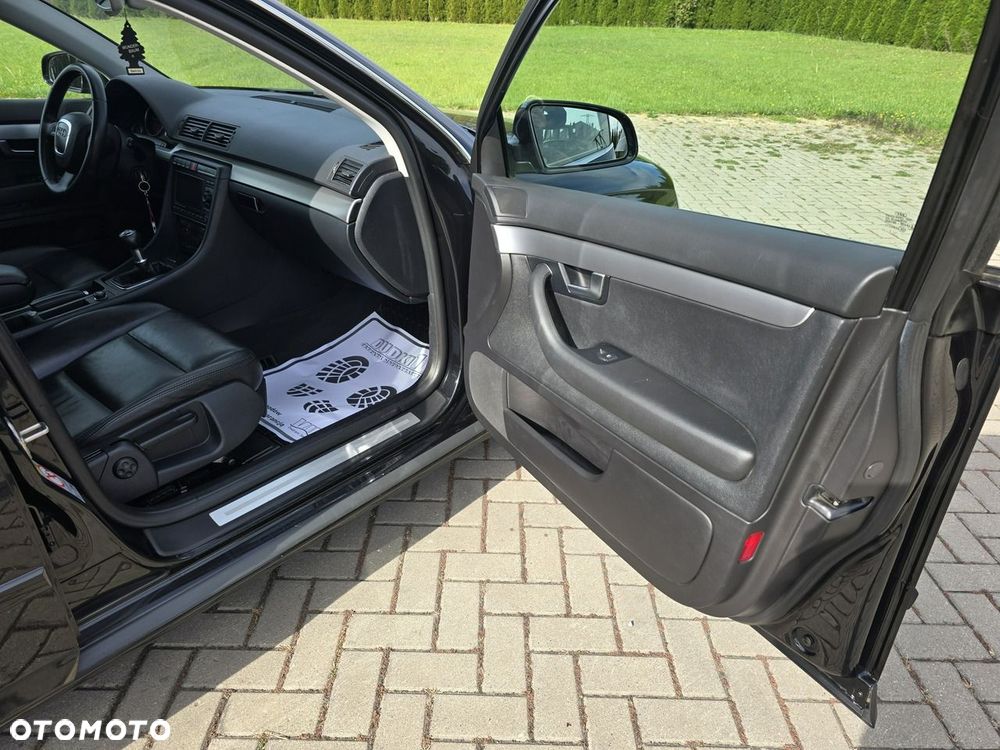 Audi A4 Avant - 26