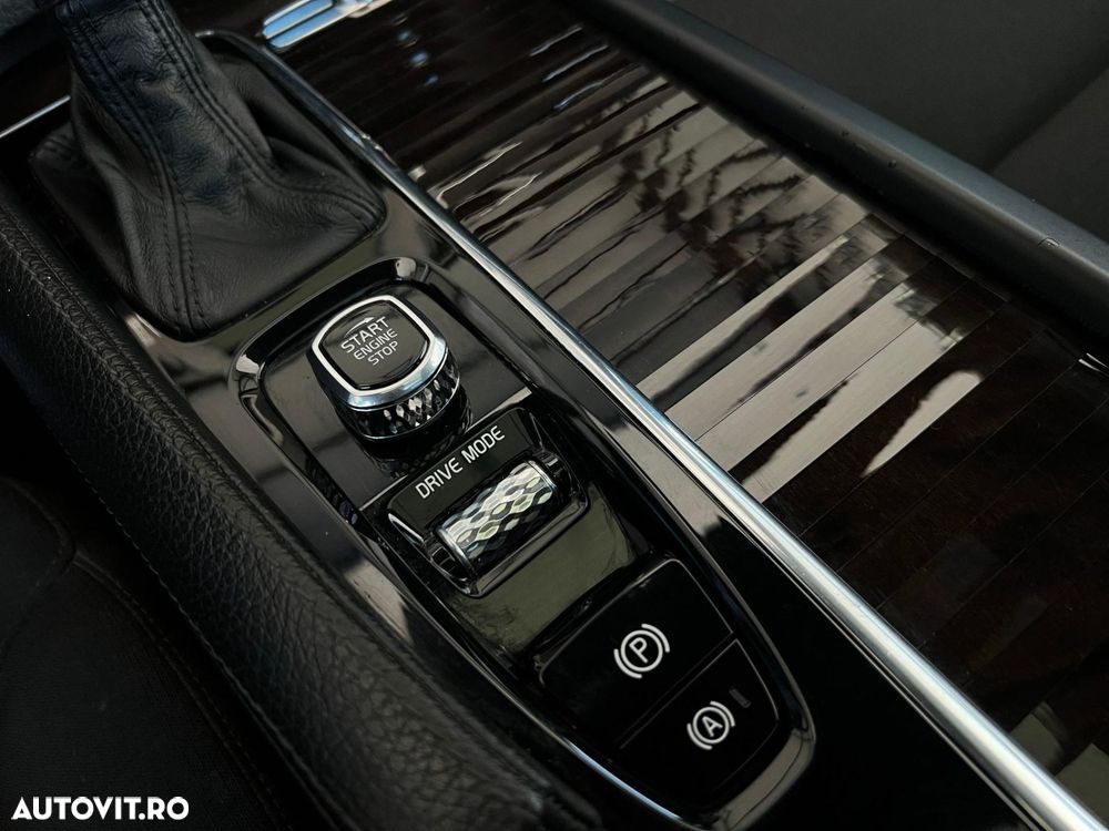 Volvo XC 90 - 19