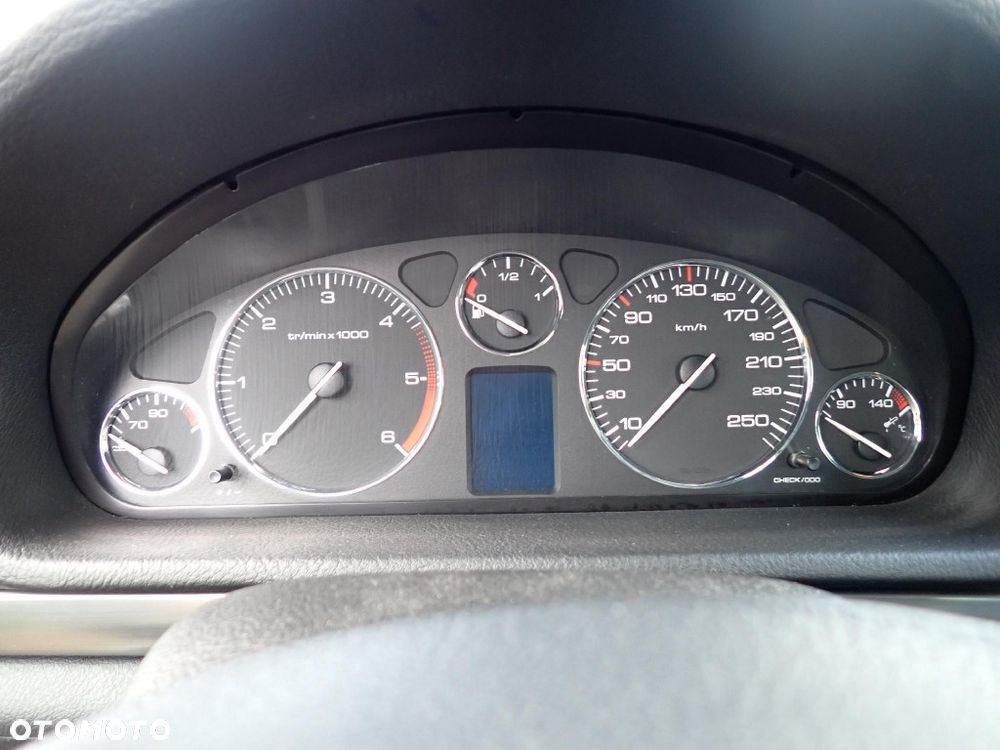 CZĘŚCI - Peugeot 407 2,0 HDI 140KM RHR SEDAN LIFT lakier EZR 2010r. INDEX - 10079 - 11