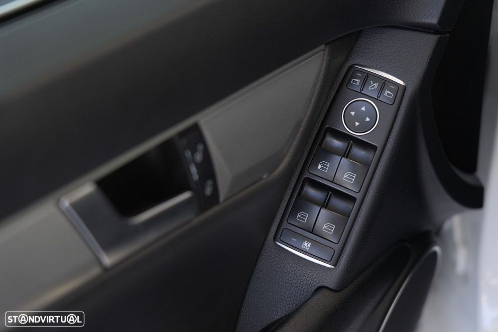 Mercedes-Benz C 220 BlueTEC Avantgarde - 17