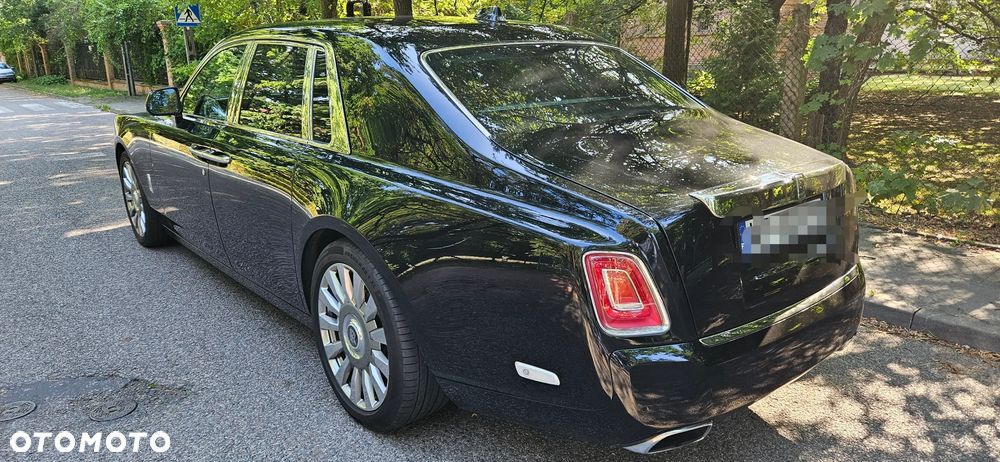 Rolls-Royce Phantom Standard - 3
