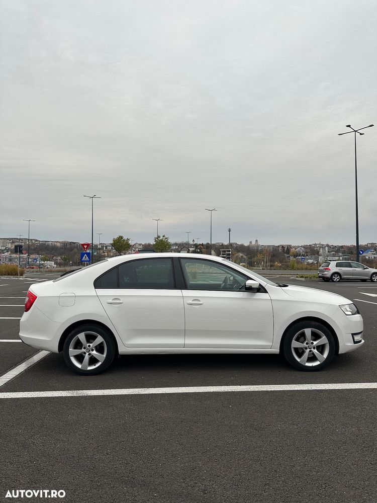 Skoda RAPID 1.2 TSI Style DSG - 4