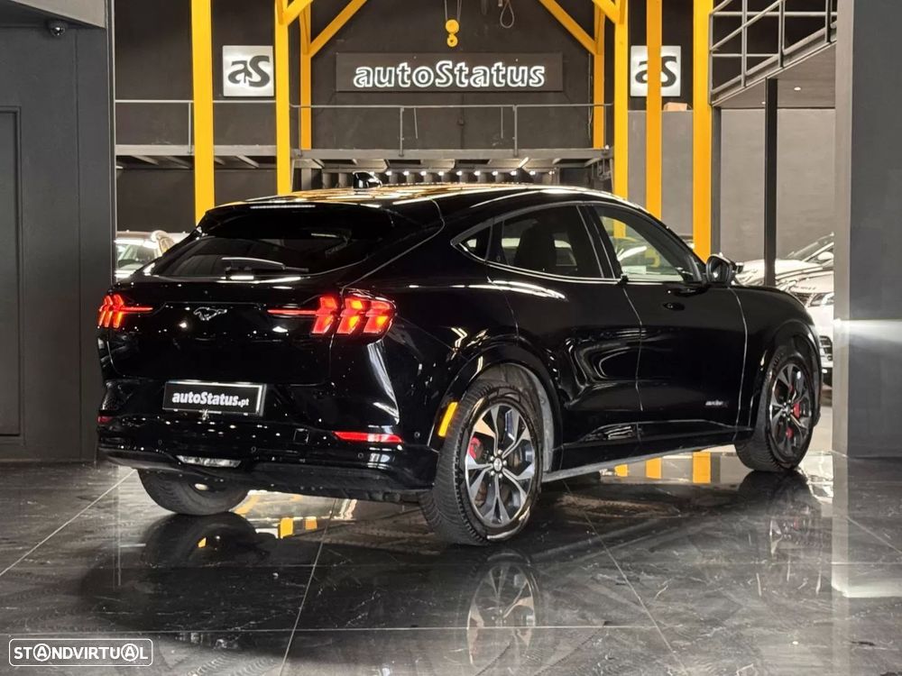Ford Mustang Mach-E Alargada - 10