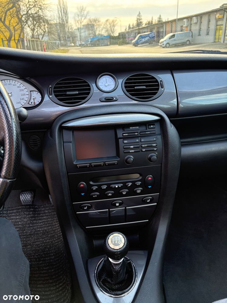 MG ZT - 22