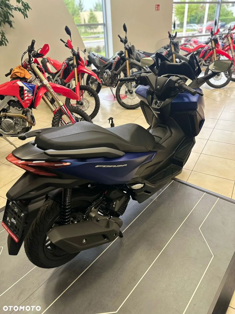 Honda NSS - 6