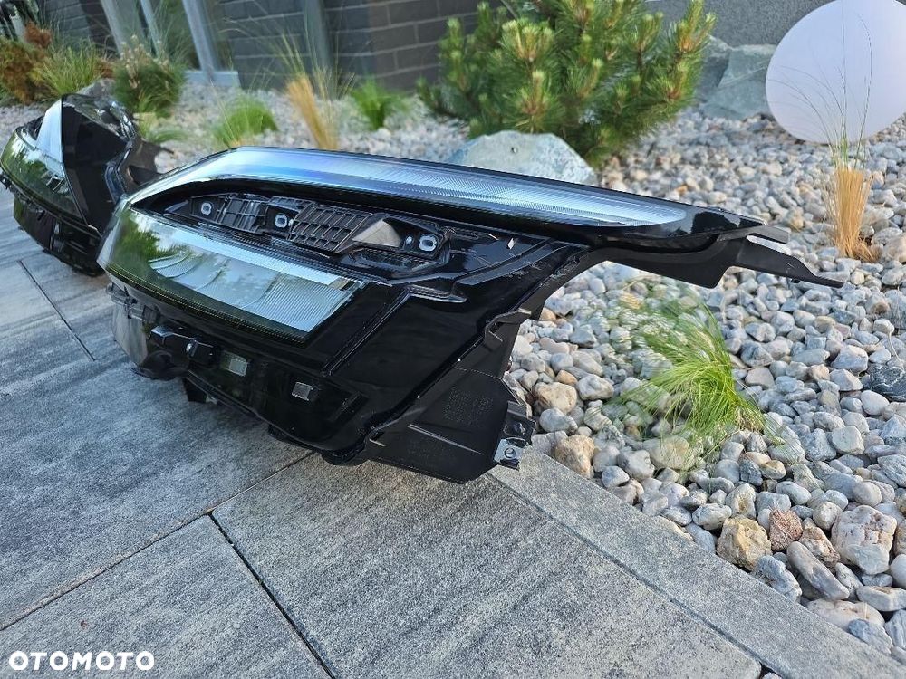 NISSAN QASHQAI 3 III J12 Lampy przód Kompletne Full Led Adaptive 100-8D02H - 6