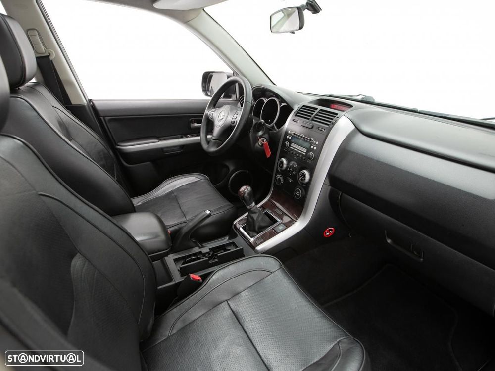 Suzuki Grand Vitara - 9