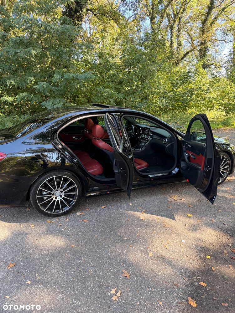 Mercedes-Benz Klasa C 400 4Matic 9G-TRONIC AMG Line - 19