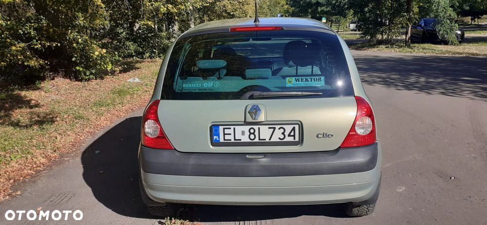Renault Clio - 6