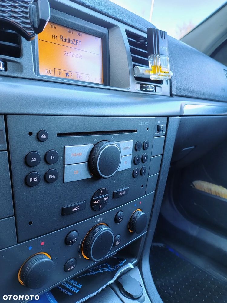 Opel Vectra 1.9 CDTI Design - 4