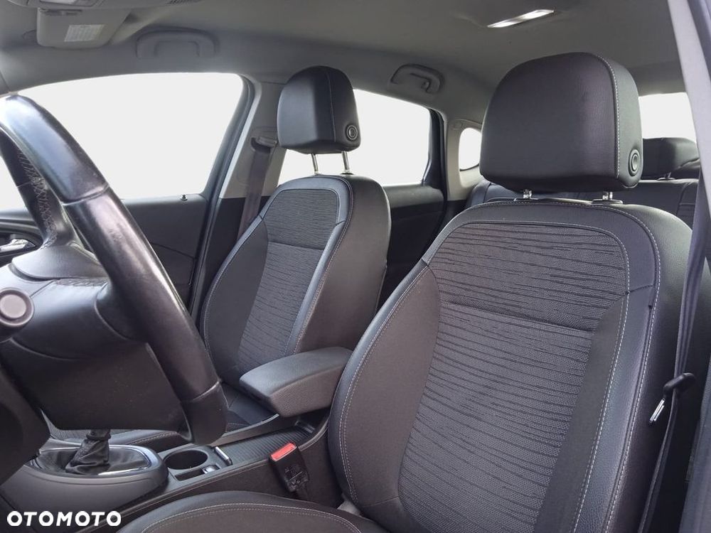 Opel Astra 1.4 T EU6 - 28