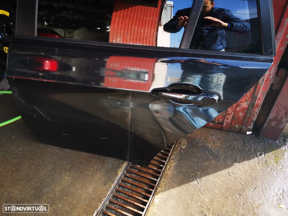 BMW 3 E91 PORTA TRAS ESQUERDA - PT506 - 3